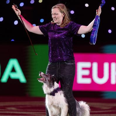 Lorna and Nora Crufts heelwork to music winner